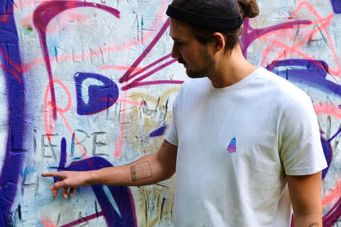 The Authentic Self - Räglan